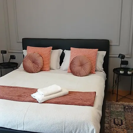 View 2 Apartamento *