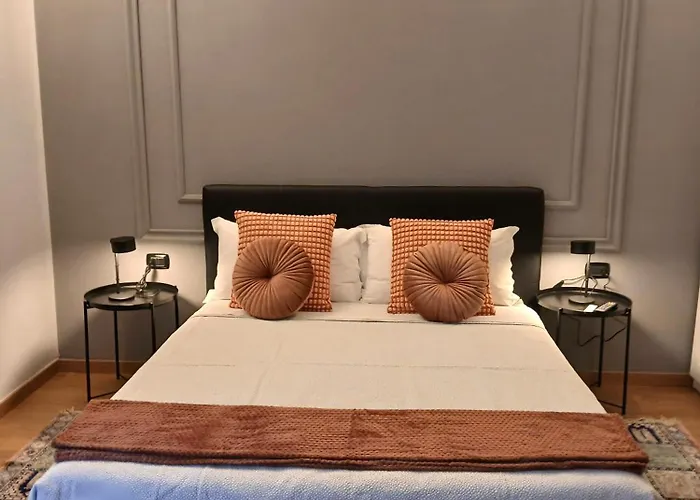 View 2 Daire Bergamo